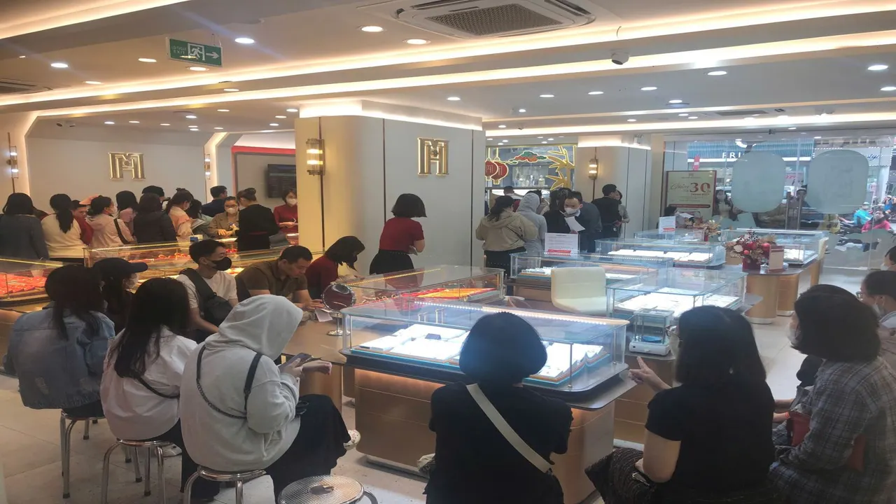 تقلبات حادة في أسعار الذهب بمنطقة سان خوسيه وسط ترقب المشترين